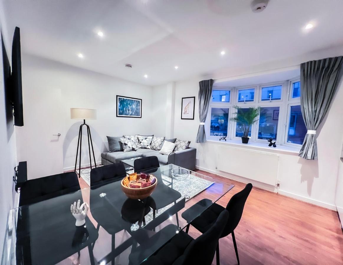 Prime Location Camden Luxury Apt Sleeps 6 London Bagian luar foto